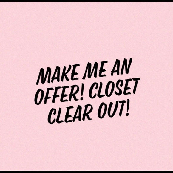 Closet Clear Out - Open To Offers!! - Picture 1 of 1